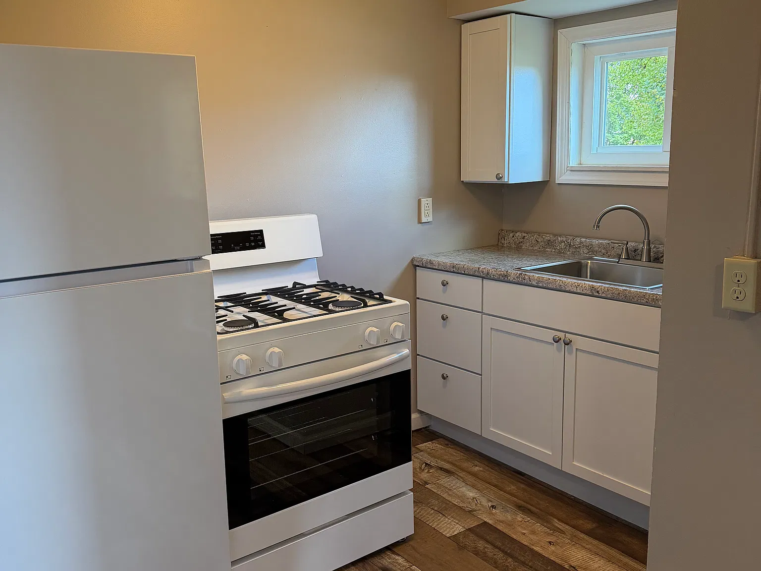 1 bed, $725 — Photo 3