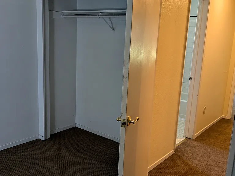 1225 N Sierra St #3 — Photo 7