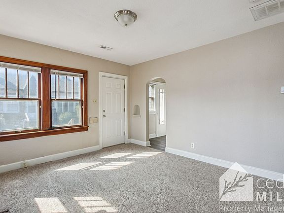 3rd image of 405 N Hillside St APT 8
