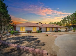 15908 Acoma Rd, Apple Valley, CA 92307