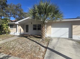 831 Virginia Ave, Tarpon Springs, FL 34689