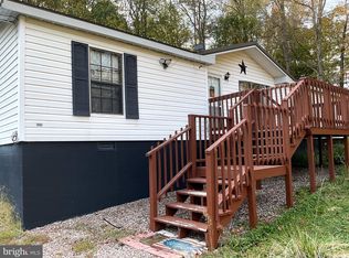 2031 Pratt Hill Rd, Newburg, WV 26410