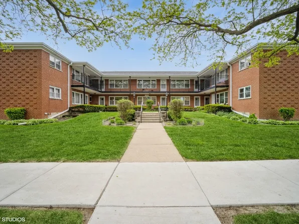 720 N Western Ave APT 8, Park Ridge, IL 60068