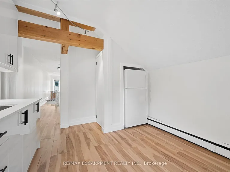 38B Concession St — Photo 11