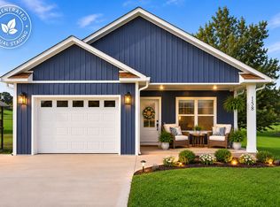 158 Honeysuckle Ln, Sparta, TN 38583