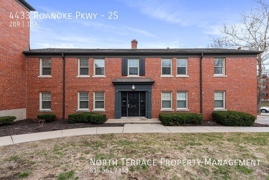 1st image of 4433 Roanoke Pkwy #2