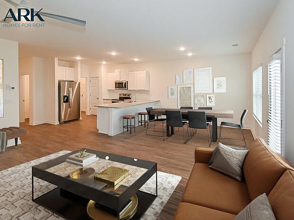 4th image of 144 The Heights Dr