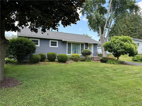 1219 Louise Dr, Cortland, NY 13045