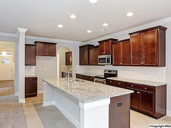 4th image of 10 Sudworth Dr