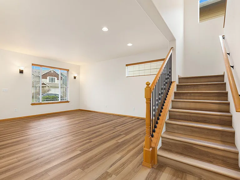 126 195th Pl SW — Photo 10