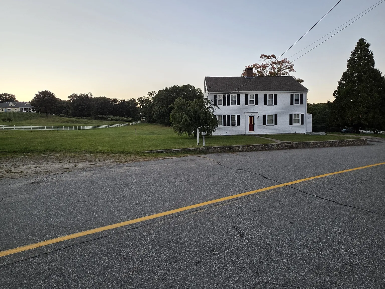 3 bed, 1500 sqft, $3,000 — Photo 2