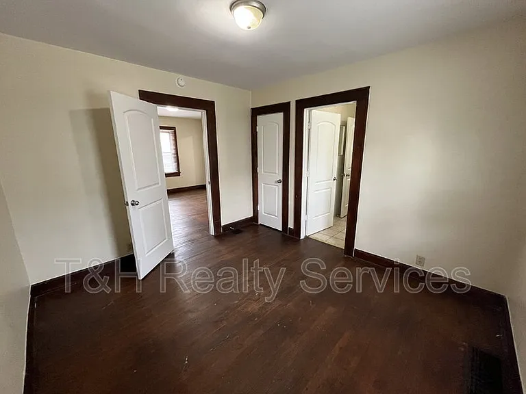 1534 Dawson St — Photo 12