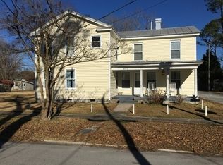 802 N B St #3, Bridgeton, NC 28519