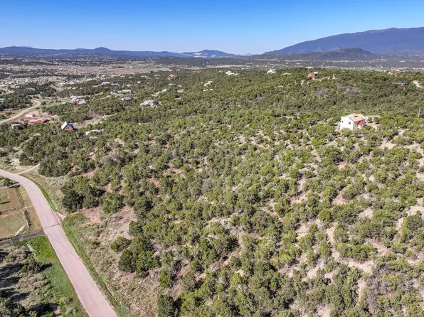 47 Magic Valley Dr, Sandia Park, NM 87047