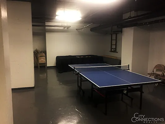 Rented by City Connections Realty | media 8