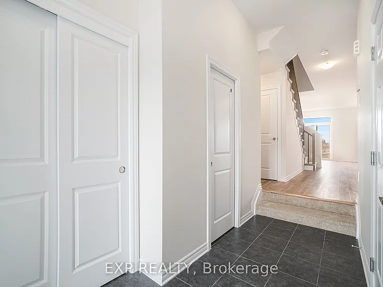 74 Richelieu St — Photo 2