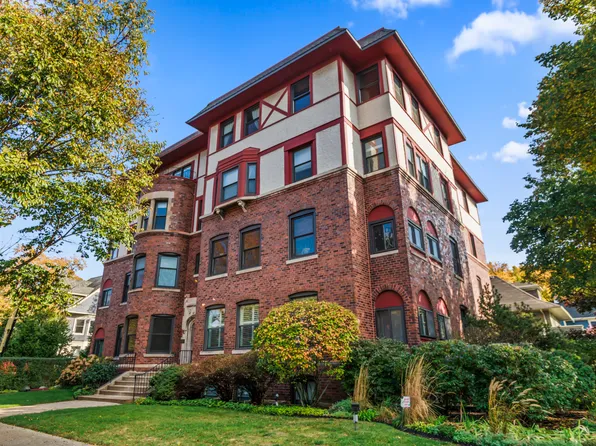 1005 Hinman Ave APT 4N, Evanston, IL 60202