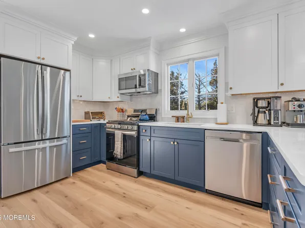 257 Highway 35 S, Mantoloking, NJ 08738