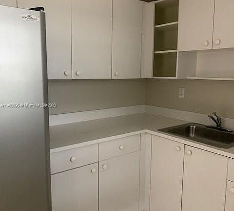 4th image of 1755 W 60th St APT D106