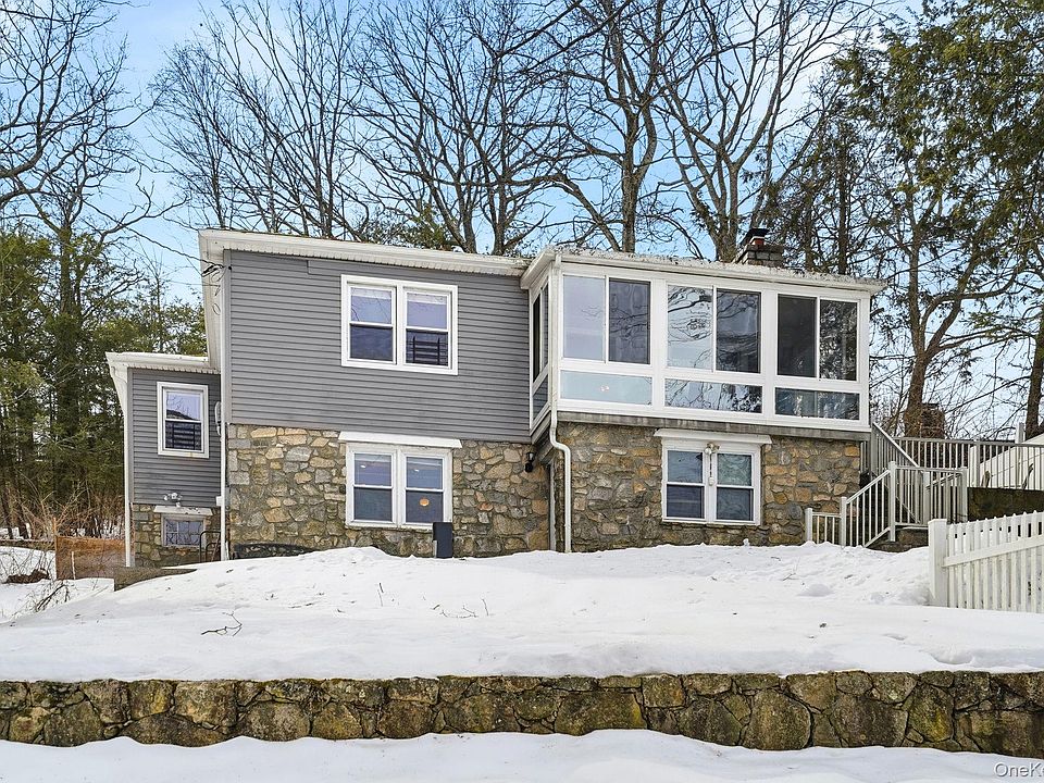 1st image of 718 Hill Drive