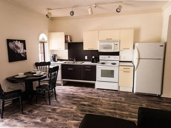 20 SW 6th St APT 206, Gainesville, FL 32601