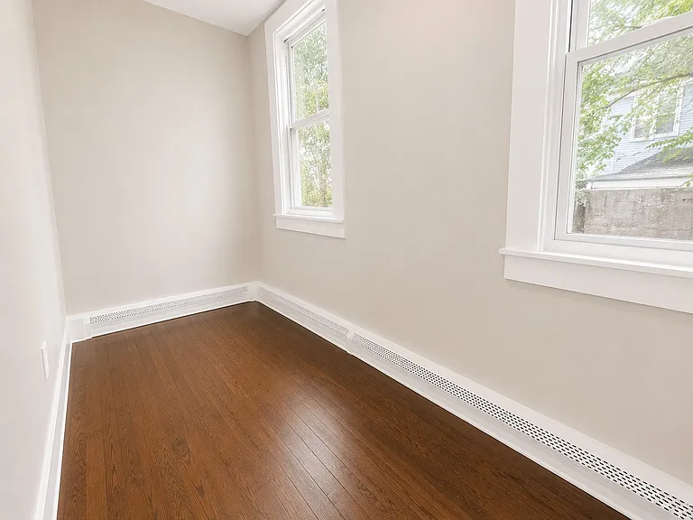 267 Clinton Pl — Photo 15