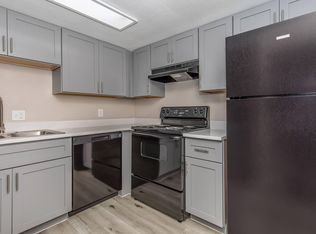 Whispering Pines, Phoenix, AZ 85008