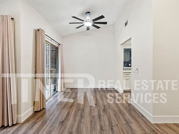 5th image of 3421 Cobblestone Dr
