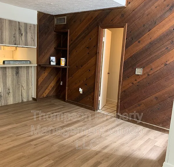 1736 E Mulberry Dr — Photo 17