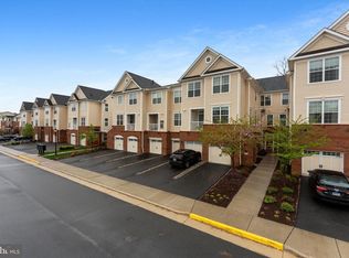 23265 Milltown Knoll Sq #109, Ashburn, VA 20148
