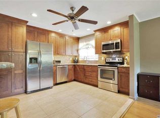 22 Old Town Ln, Halesite, NY 11743