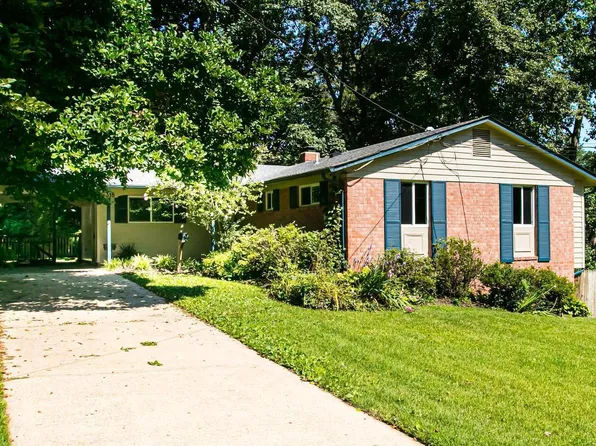 5318 Weymouth Dr, Springfield, VA 22151