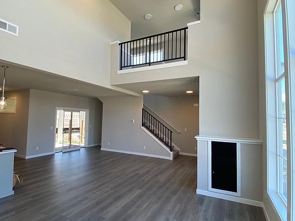 5th image of 19112 133rd St E