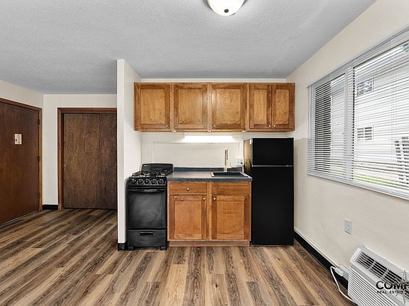 4th image of 1215 S Dewey St #11