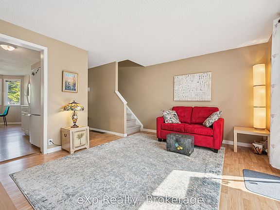 4th image of 40 Silvercreek Pkwy N #44