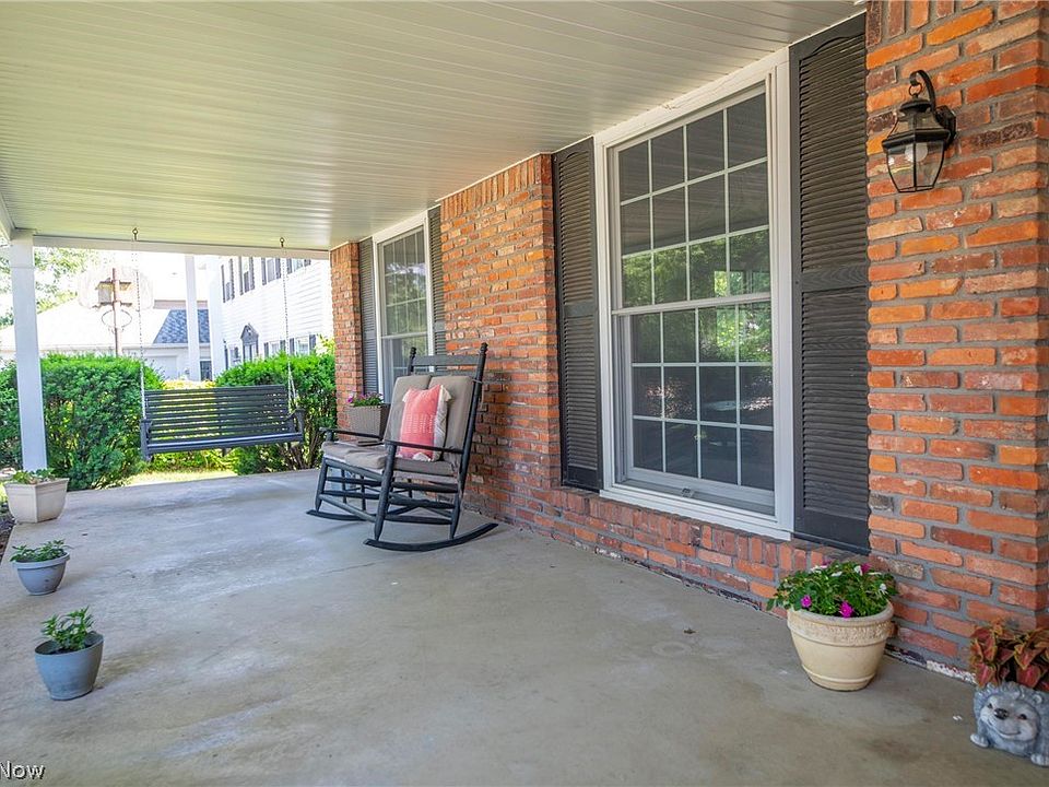 18211 Winchester Ct, Strongsville, OH 44136 | Zillow