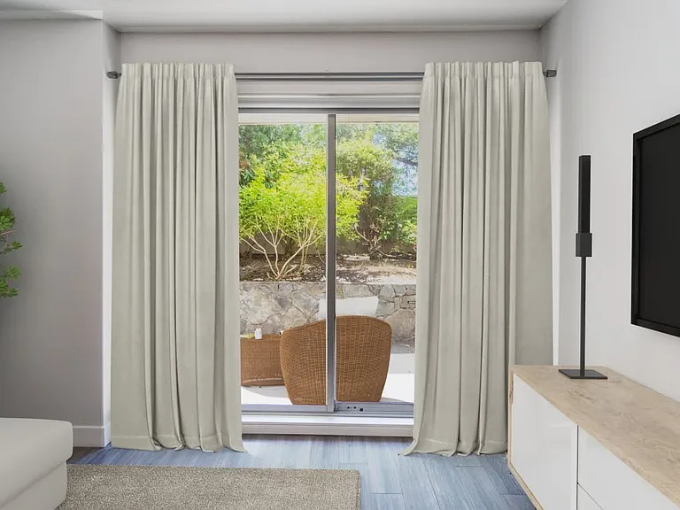 1140 Hillside Ave — Photo 4