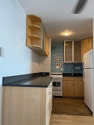 Rented by Keller Williams NYC | media 37