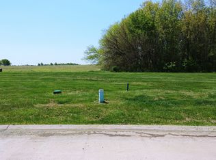 19670 Mockingbird Ln, Sedalia, MO 65301