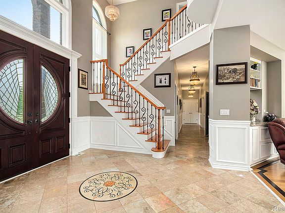 3rd image of 4196 Kensington Rd