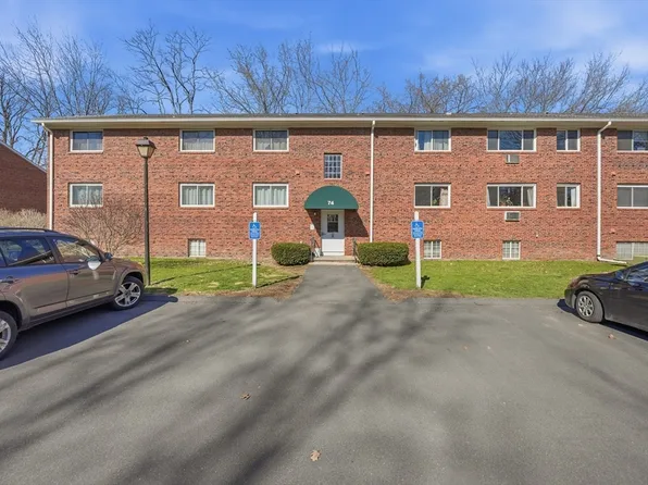 74 Barrett St Unit 302, Northampton, MA 01060