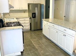151 Doreen Dr, Fairfield, CT 06824