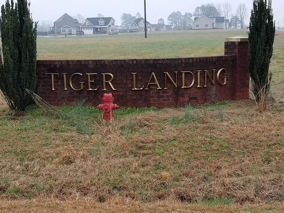 1st image of 103 Harbor Town Cir