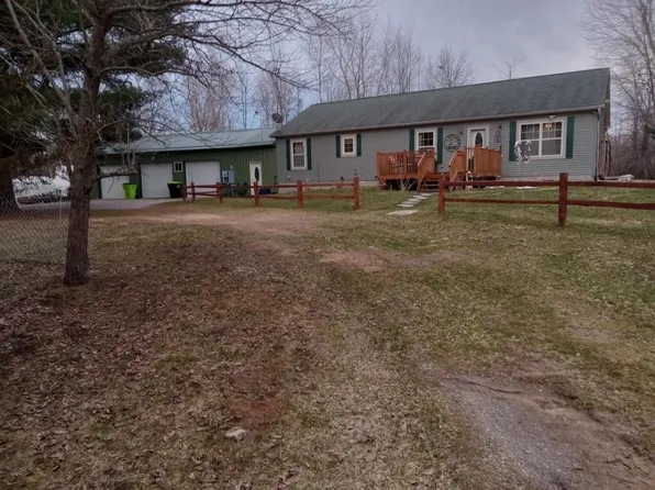 1662 E Erickson Rd, Pinconning, MI 48650