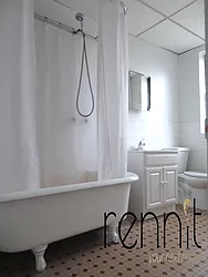 Rented by Rennit Inc.