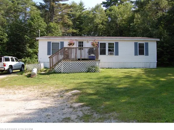 104 Lane Rd, Mechanic Falls, ME 04256