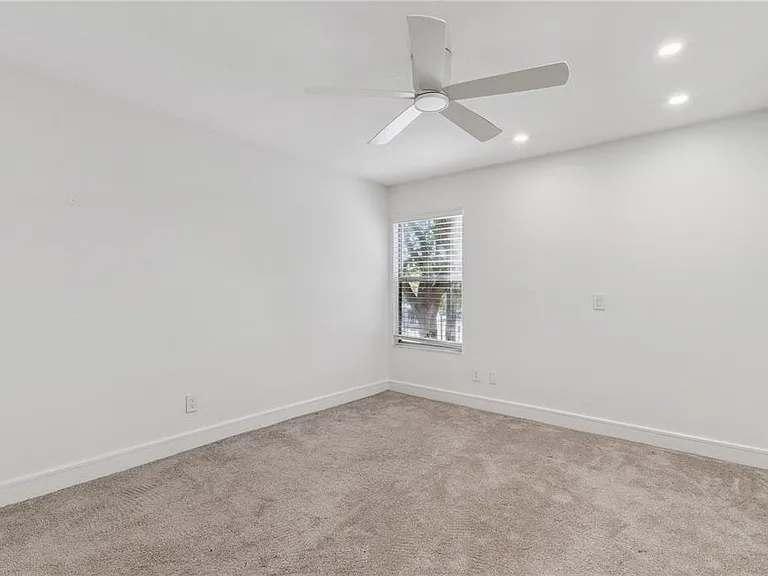 5124 Conroy Rd #24 — Photo 7