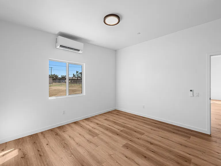 58122 Caliente St #1 — Photo 14