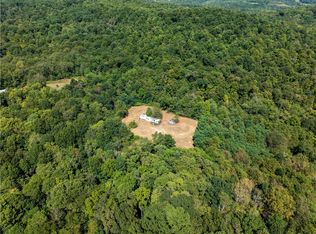 419 Upper Service Rd, Hookstown, PA 15050