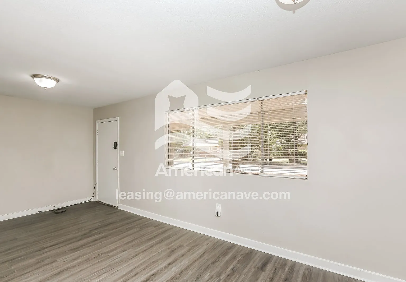 2 bed, 1.0 bath, 1086 sqft, $1,195 — Photo 2